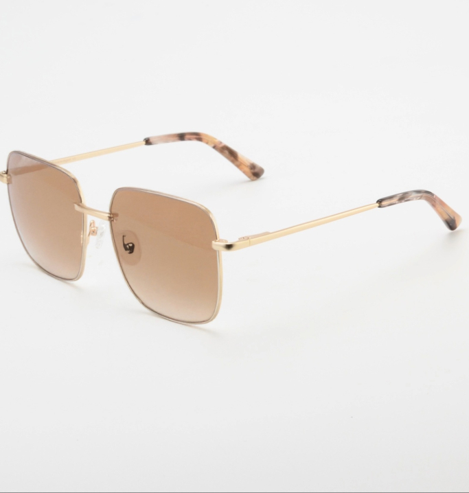Lunettes de soleil Femme DORE Lima coté