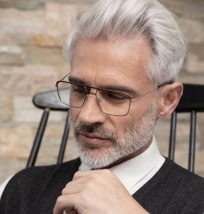 Lunettes de vue Homme Brun Cardiff portée par Gael